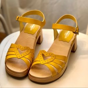 Swedish Hasbeens Yellow Heart Medallion Peep toe